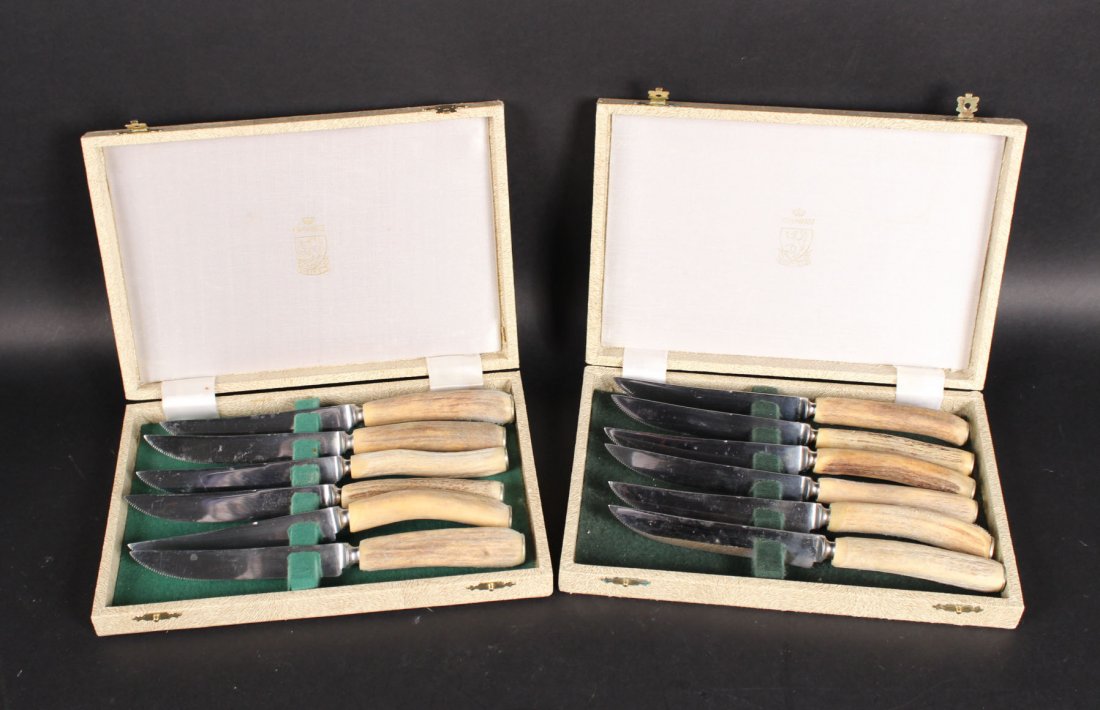 Kirk and Matz Steel and Stag Horn Knives: 12 Forged Sheffield stainless steel knives within their fitted boxes. 8"l