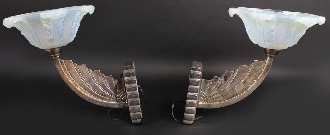 Pair of Art Deco Chrome and Glass Wall Sconces (1 of 5)