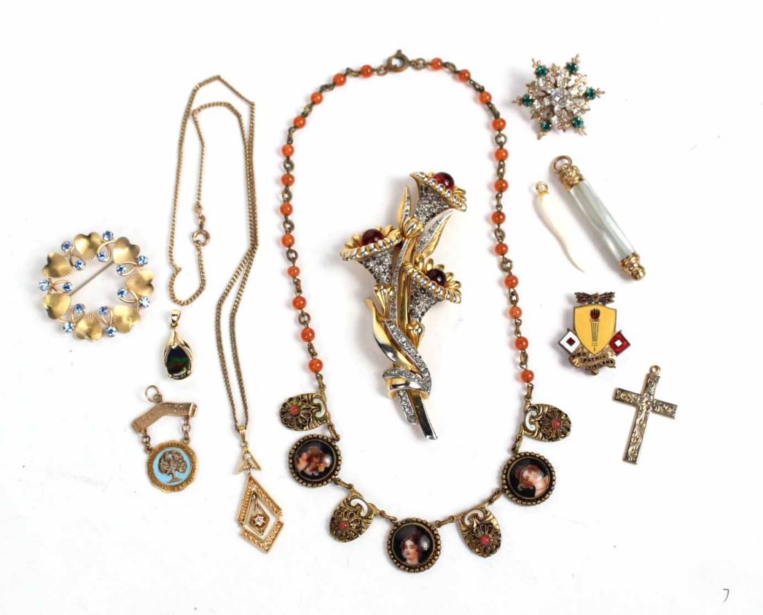 Three Costume Jewelry Pins (1 of 7)