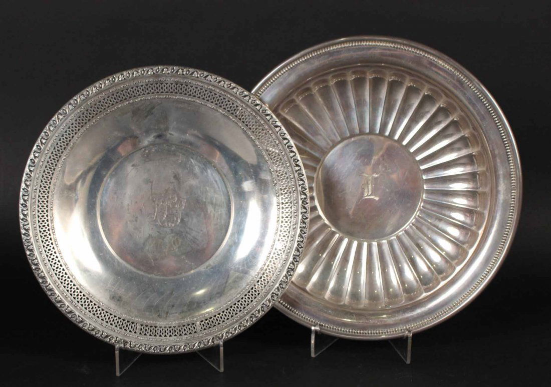 Two American Sterling Silver Circular Trays (1 of 9)