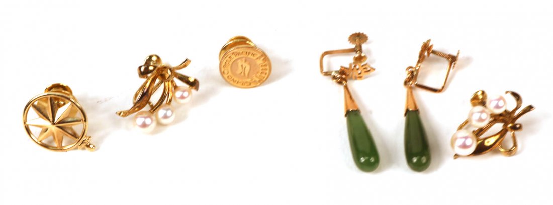 Pair of 14K Yellow Gold Jadeite Pendant Earrings (1 of 6)