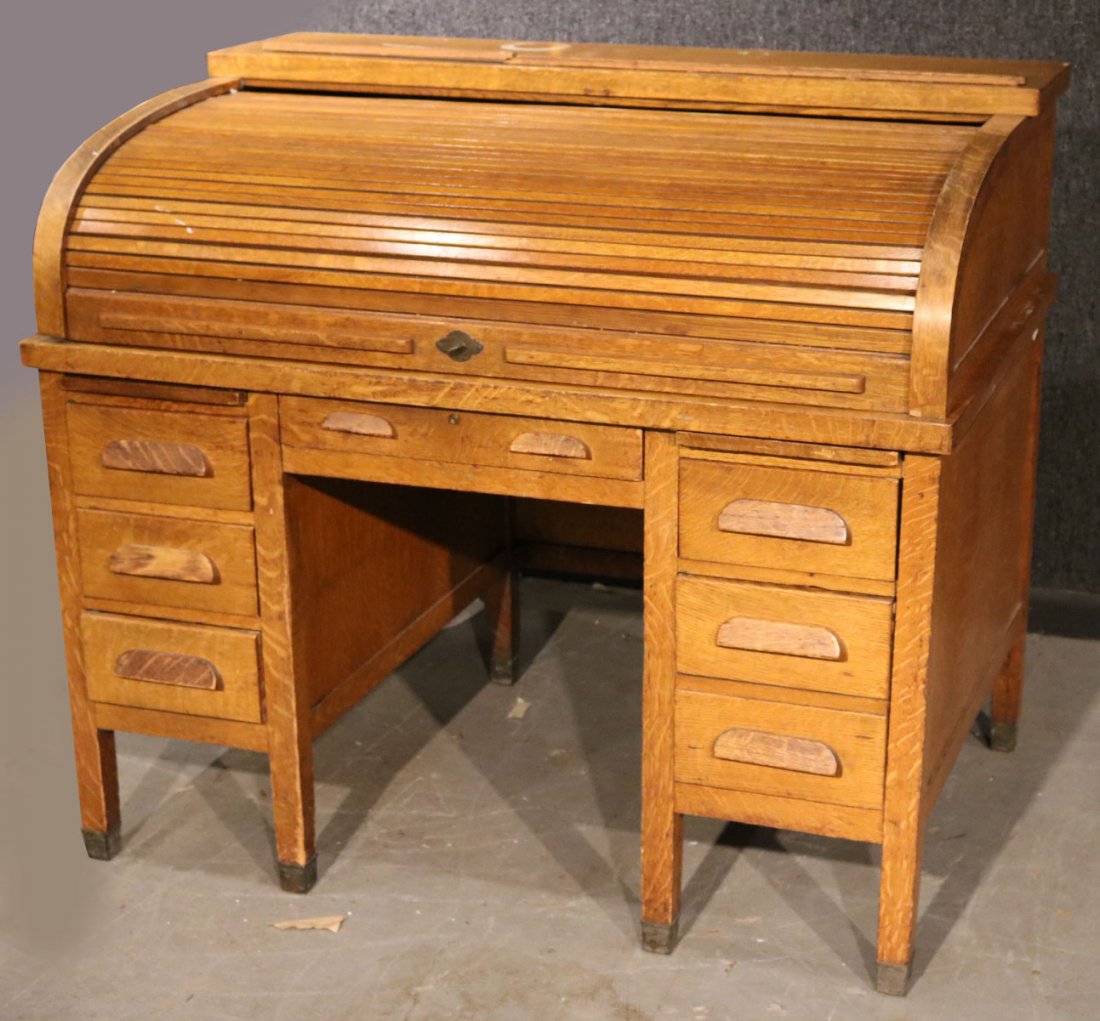 Quarter Sawn Oak Rolltop Desk (1 of 8)