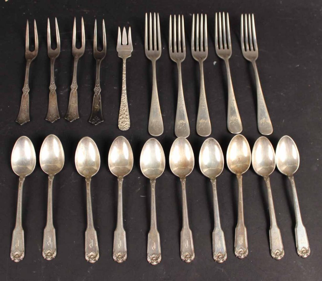 Set of Ten "Whitehall" Pattern Teaspoons (1 of 10)