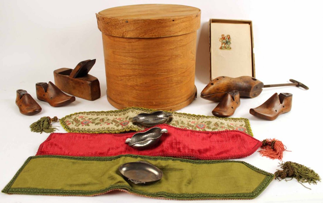 Five Wooden Shoe Molds (1 of 6)