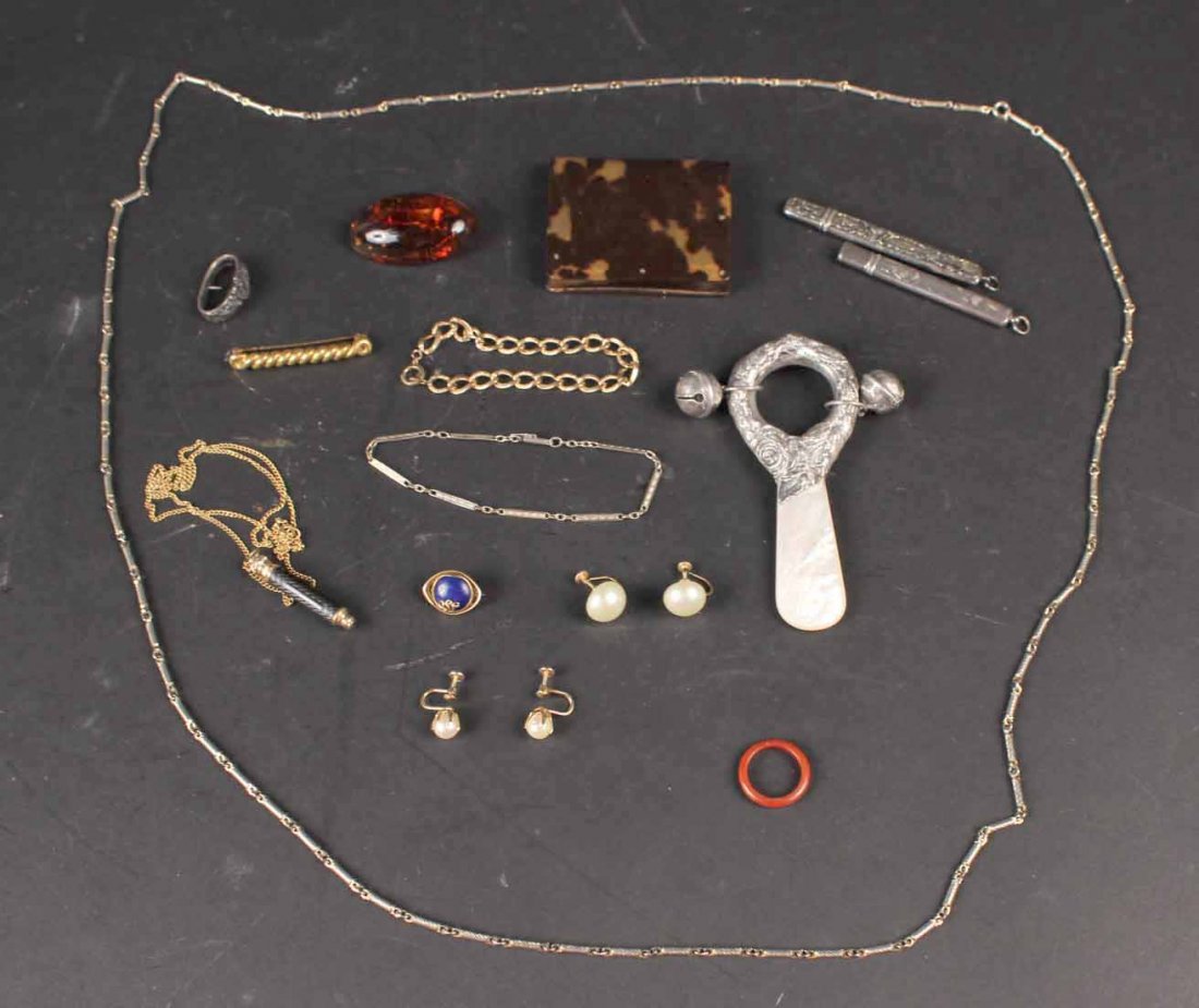 Group of Assorted Jewelry Items (1 of 10)