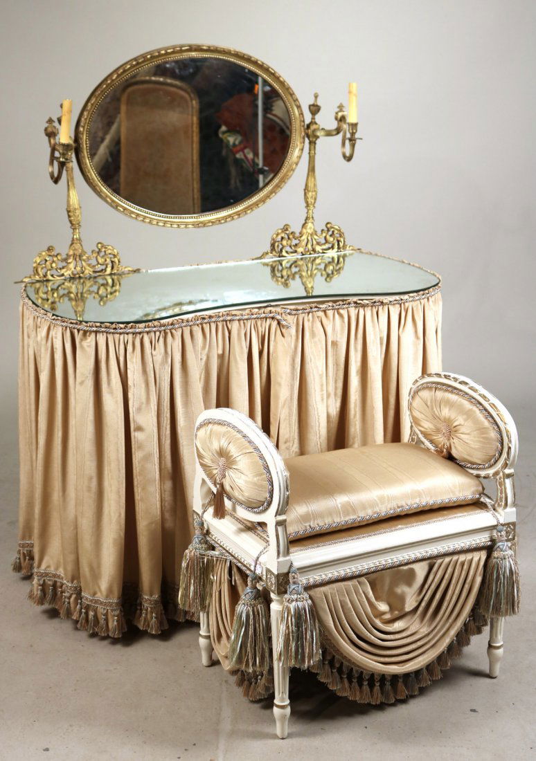 Gilt-Metal Mounted White Painted Vanity (1 of 10)
