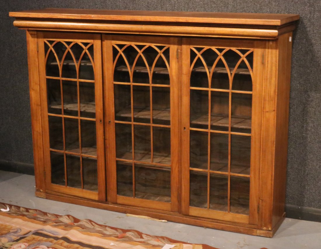 Georgian Style Mahogany Cabinet (1 of 7)