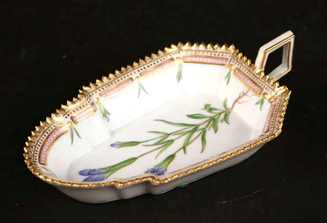Royal Copenhagen Floral Danica Oval Dish (1 of 6)
