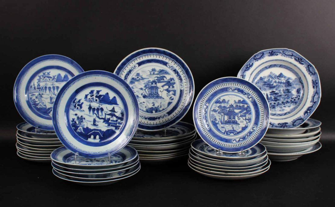 Group of Canton Porcelain Chinese Export Articles (1 of 7)