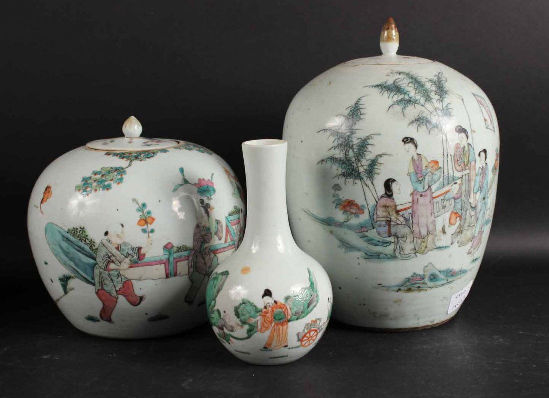 Two Chinese Porcelain Covered Jars (1 of 6)