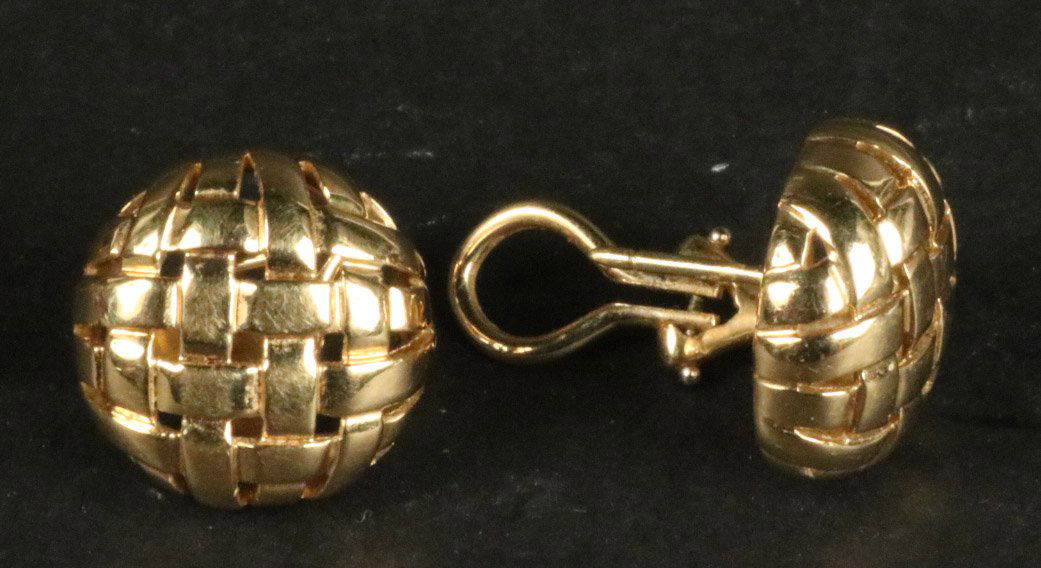 Pair of Tiffany 18K Yellow Gold Earrings (1 of 4)