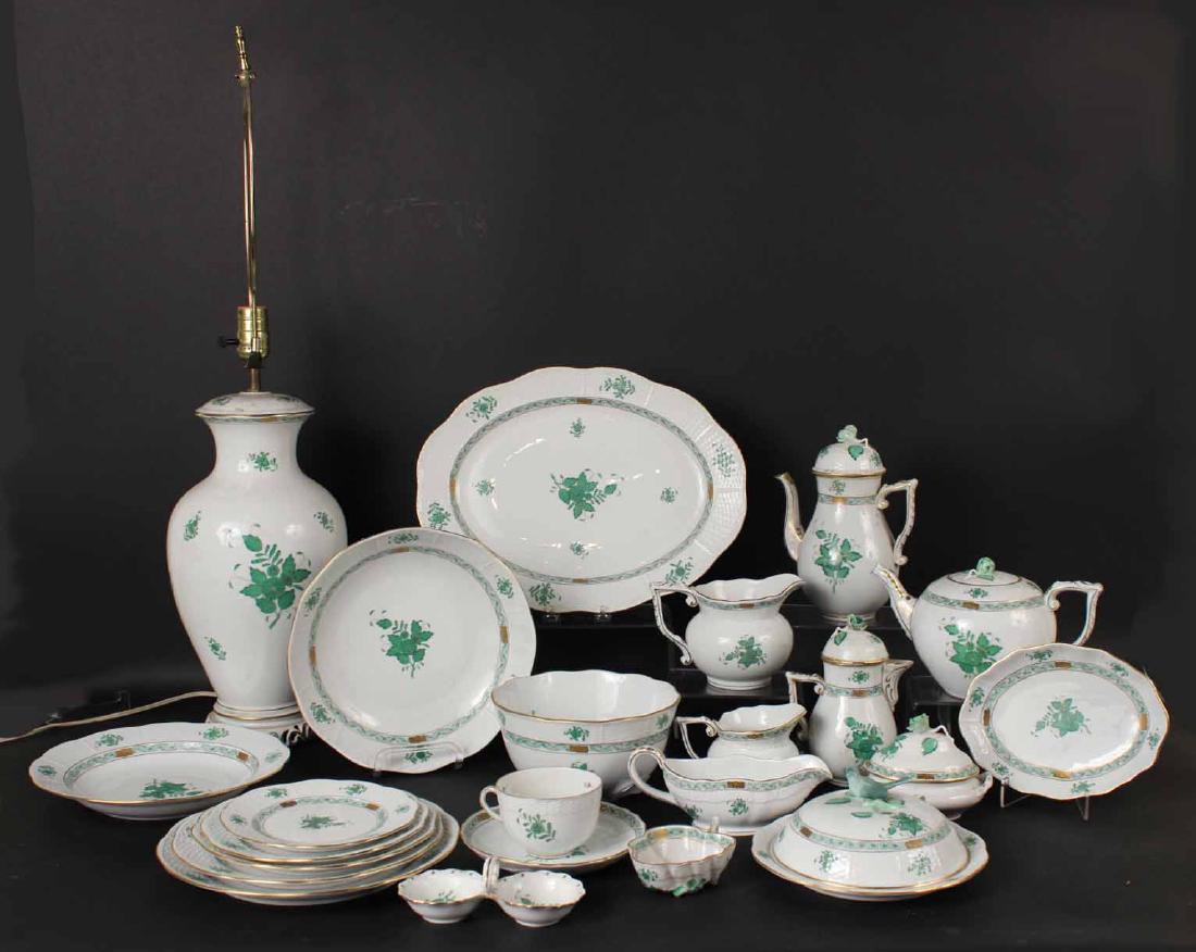 Herend Porcelain Chinese Bouquet Green Articles (1 of 10)