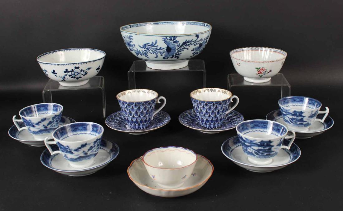 Assorted Group of Porcelain Articles (1 of 10)