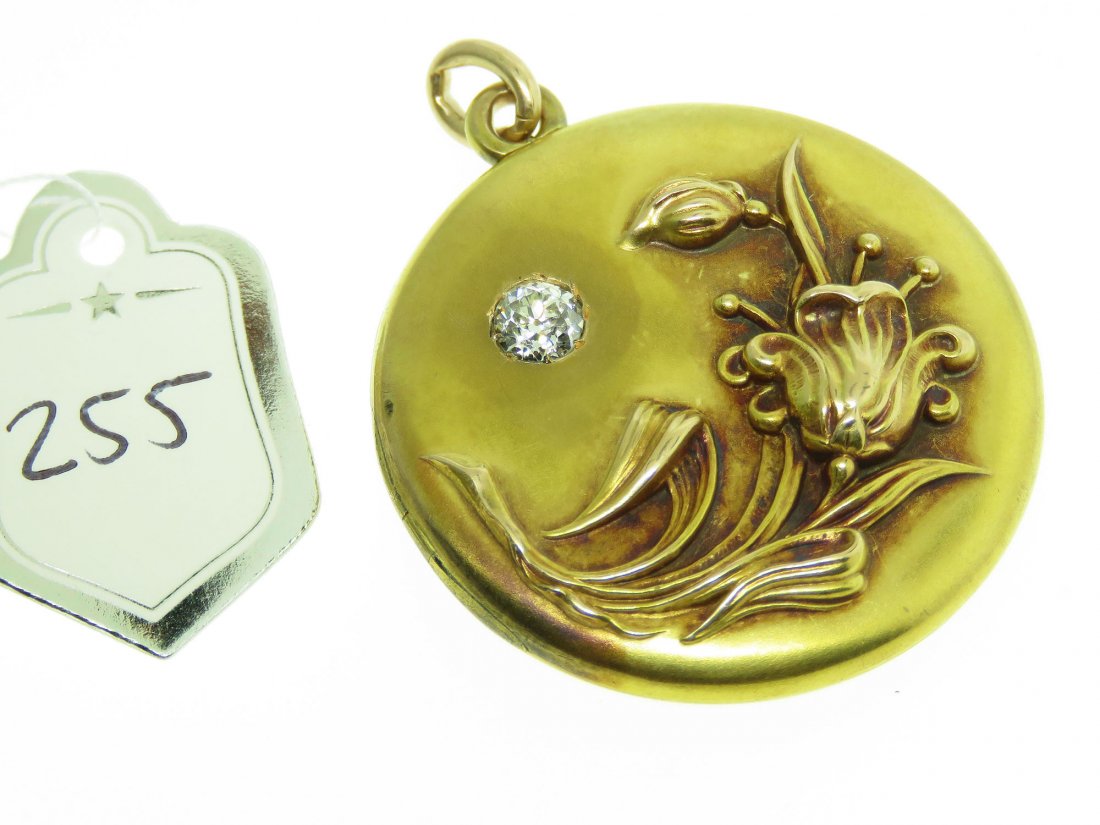 ANTIQUE ART NOUVEAU 14K YELLOW GOLD & DIAMOND LOCKET: ANTIQUE ART NOUVEAU 14K YELLOW GOLD & DIAMOND LOCKET. 0.29 CT DIAMONDS (OLD EUROPEAN CUT, VS-2, H COLOR); 6.8 GRAMS