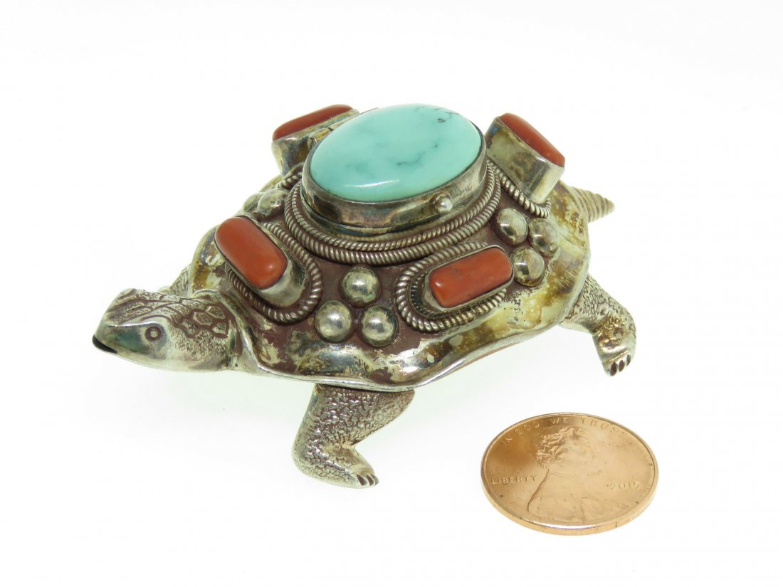 VINTAGE STERLING SILVER TURTLE FORM PILL BOX (1 of 6)