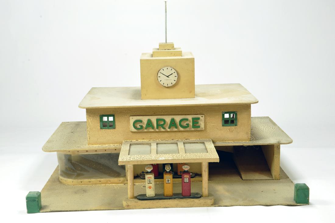 Triang Type Minic large wooden Garage and Service: Triang Type Minic large wooden Garage and Service Station. An Attractive Piece that is wired for lighting but untested.