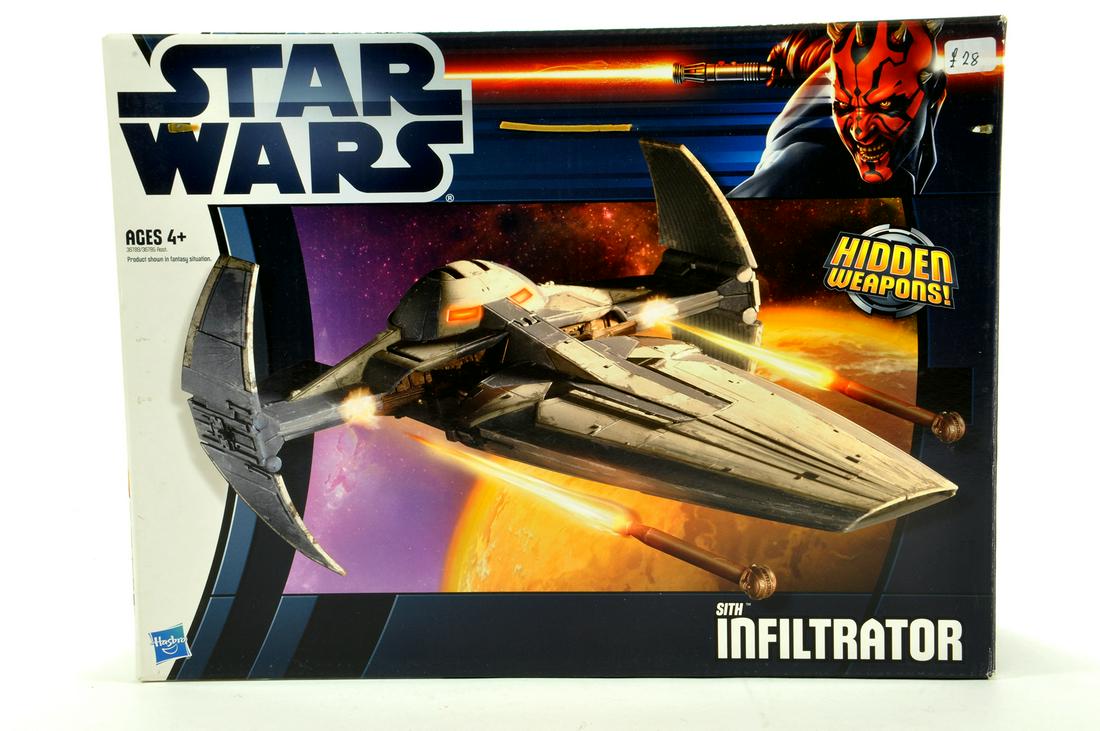 Hasbro Star Wars Sith Infiltrator. NM in Box.: Hasbro Star Wars Sith Infiltrator. NM in Box.
