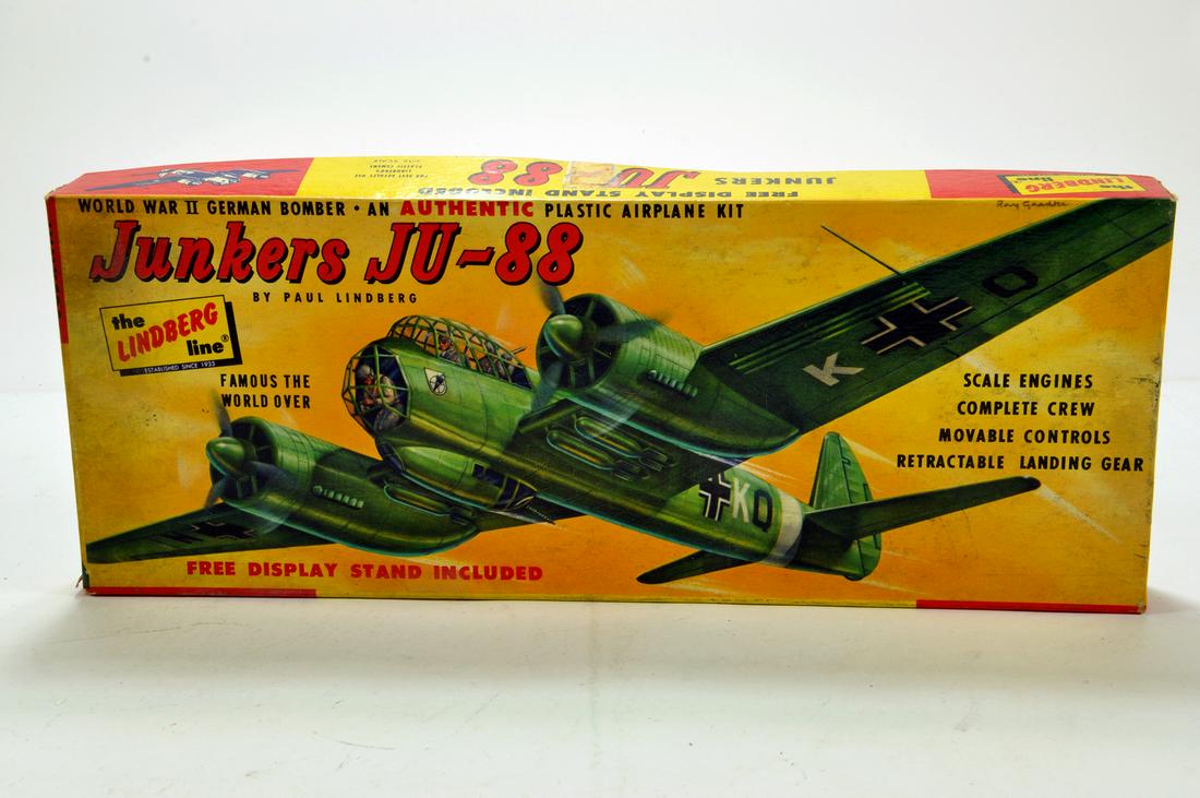 Lindberg WWII Plastic Model Kit comprising Junkers: Lindberg WWII Plastic Model Kit comprising Junkers JU88. Complete.