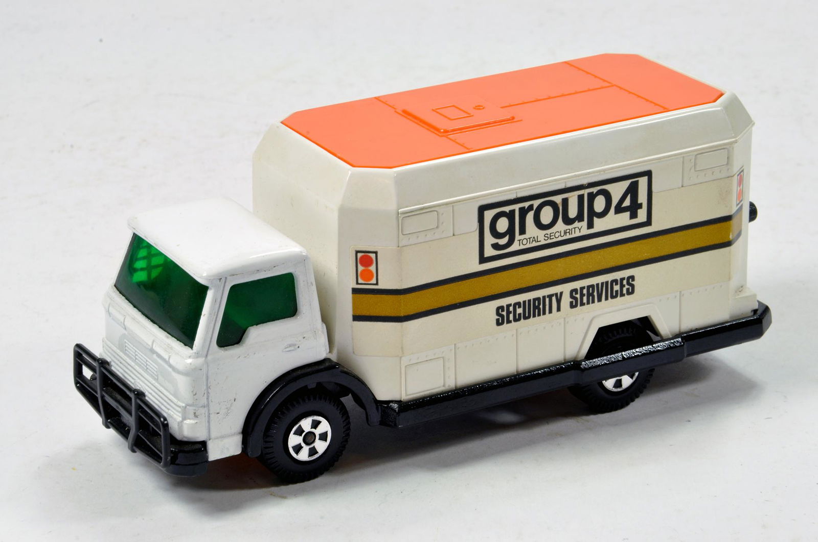 matchbox security truck k19