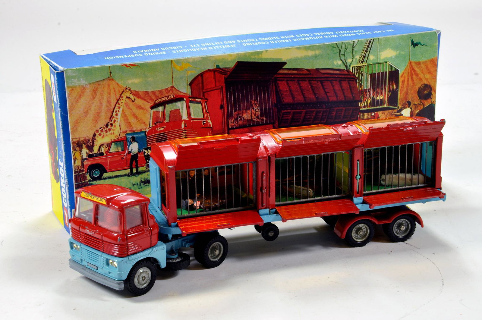 Corgi Chipperfields Circus Scammell Handyman with 3 x: Corgi Chipperfields Circus Scammell Handyman with 3 x animal cages with figures. Nice Example is E in repro Box.