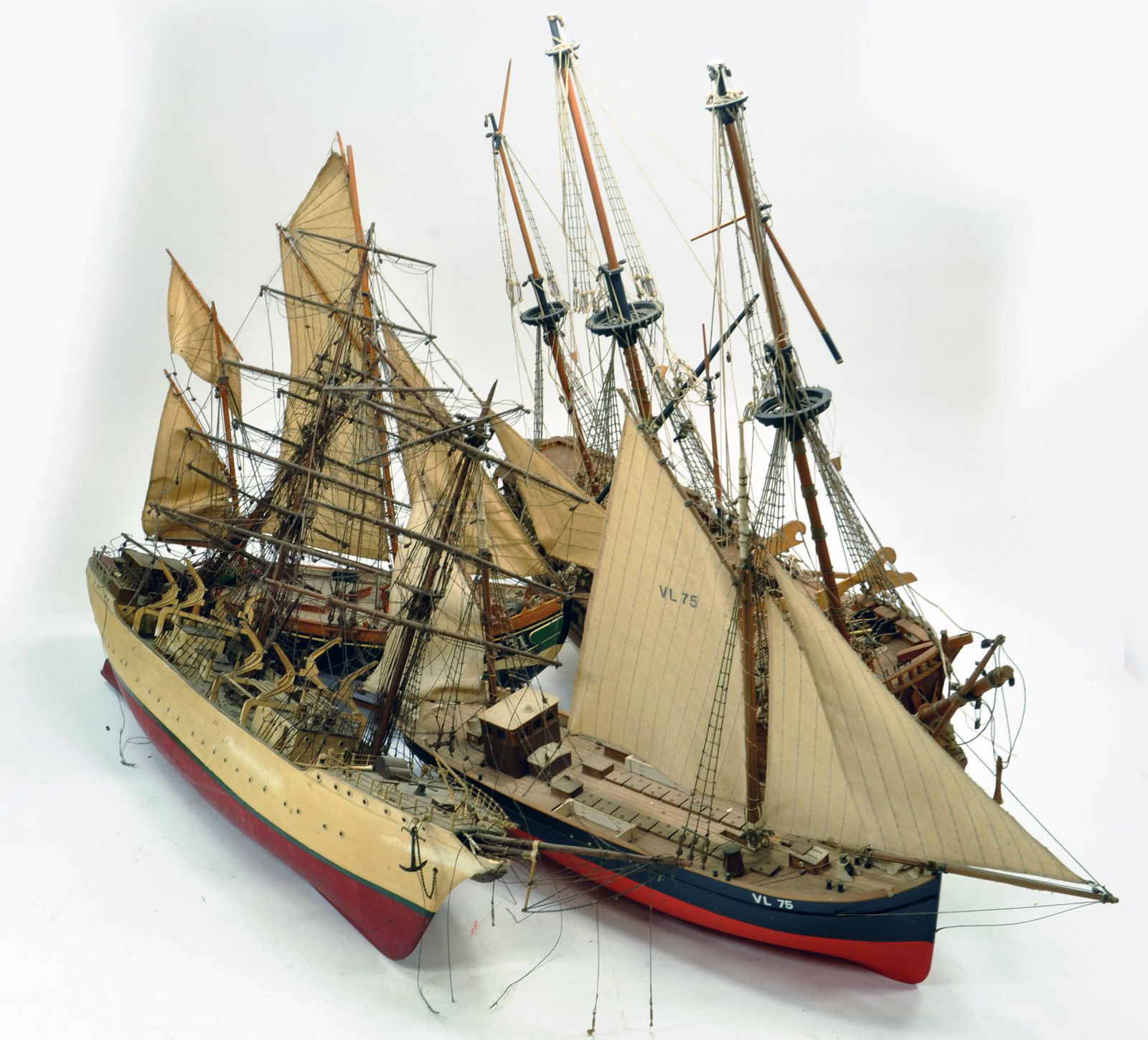A group of assembled large scale model boats, built (1 of 1)
