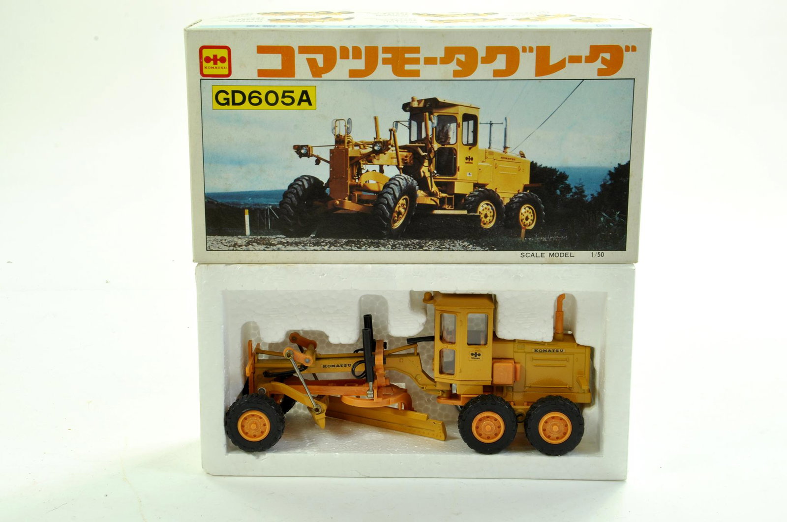 Shinsei (Japan) 1/50 Komatsu GD605A Scraper. Excellent (1 of 1)