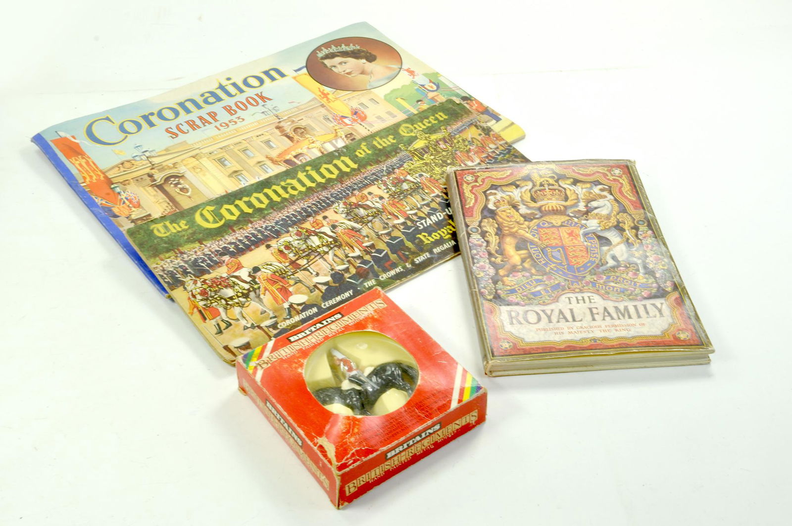 Duo of Royal Family related items comprising Coronation (1 of 1)