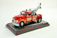 Saico 1/24 diecast truck issue comprising Chevrolet