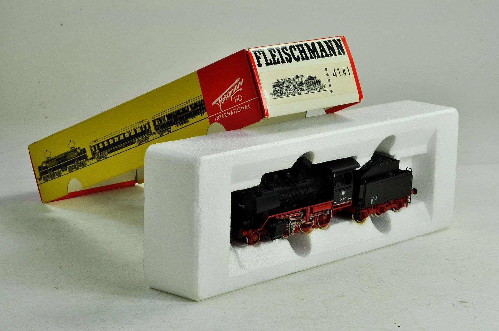 Fleischmann HO Model Railway issue comprising No. 4141 (1 of 1)