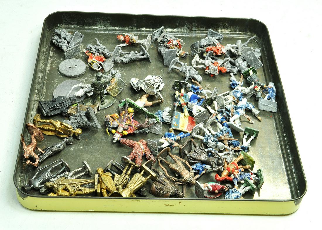 A group of metal figures comprising soldiers, various (1 of 1)