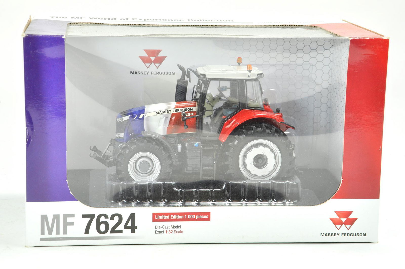 Universal Hobbies 1/32 Farm issue comprising Massey (1 of 1)