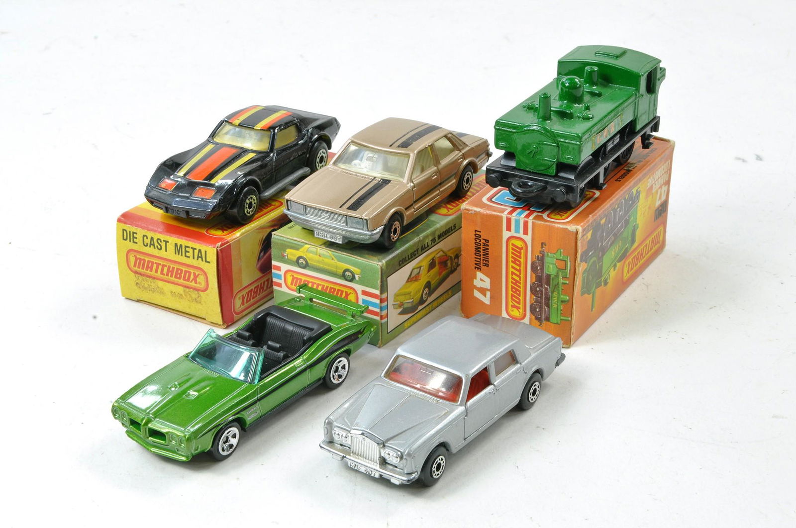Matchbox Superfast assortment comprising 5 issues, three boxed including No. 55d in Champagne /: Matchbox Superfast assortment comprising 5 issues, three boxed including No. 55d in Champagne / black. Very good to Excellent.