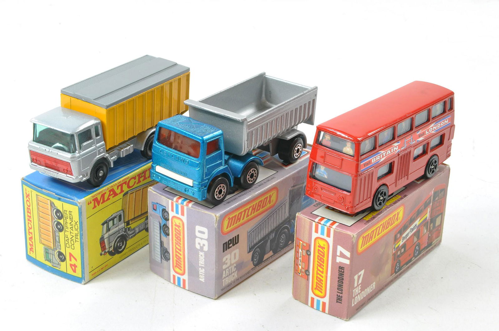 Matchbox Superfast duo comprising No. 17 Londoner (Box only, toy is Corgi) plus 30 Arctic Truck and (1 of 1)