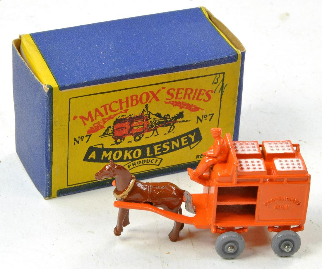 Matchbox Regular Wheels No. 7a Horse Drawn Milk Float. Lighter / Pale Orange with Brown Horse. (1 of 1)