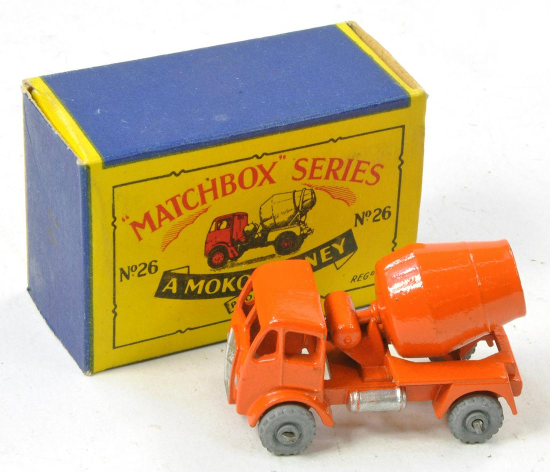 Matchbox Regular Wheels No. 26a ERF Cement Mixer Lorry. Orange with Silver Trim (with drum (1 of 1)