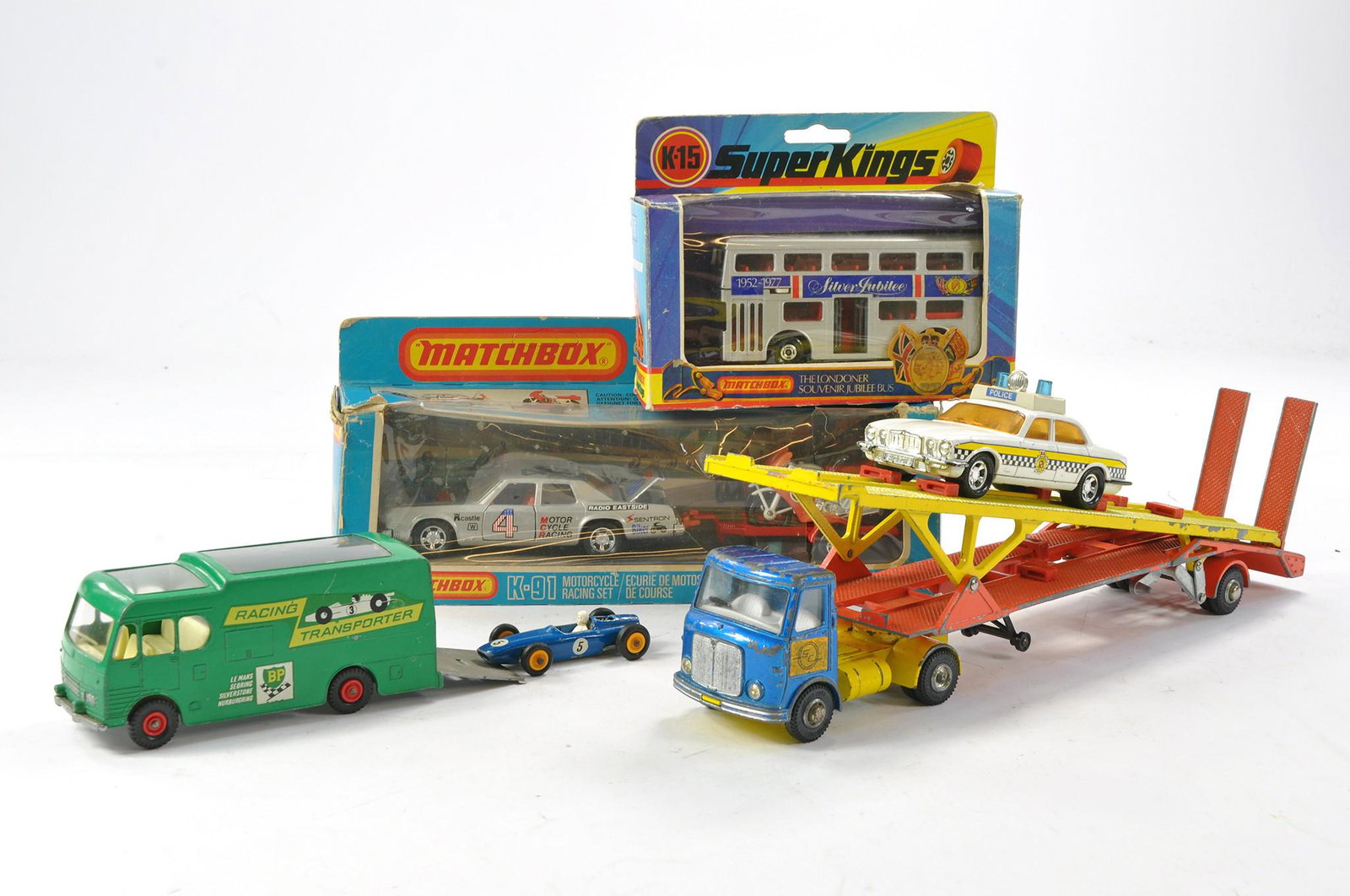 Assorted Matchbox including King Size and Superkings (plus Dinky Car Transporter) including a couple (1 of 1)