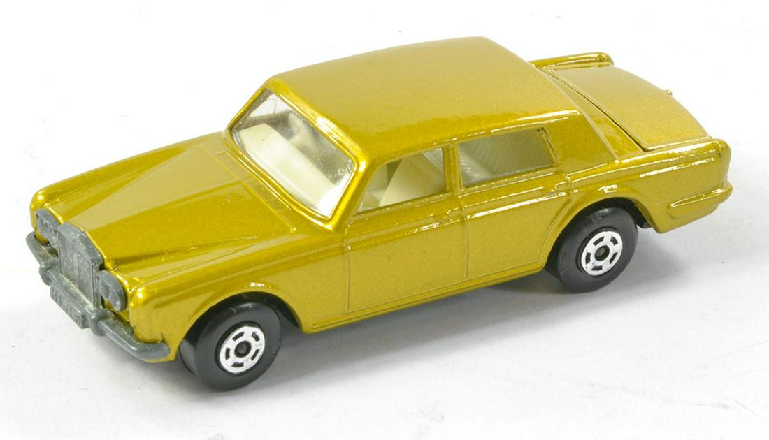 Matchbox Superfast No. 24a Rolls Royce Silver Shadow. Gold with white interior. For Japanese Market. (1 of 1)