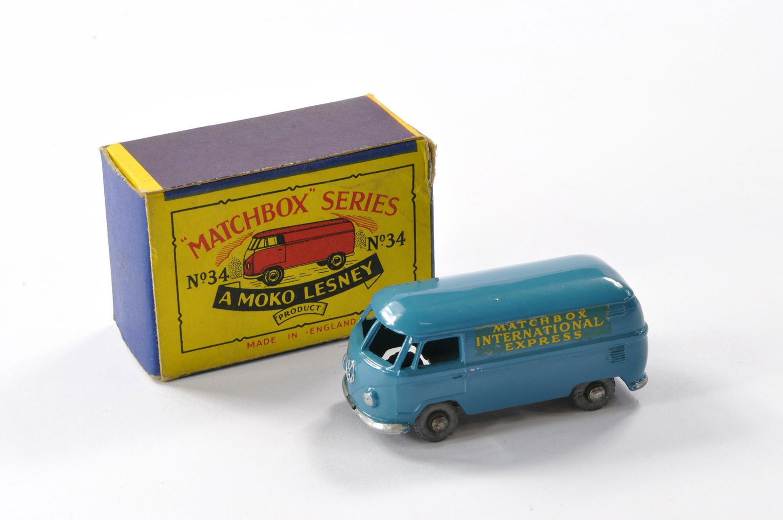 Matchbox Regular wheels 34a VW micro van. Blue with silver trim with matchbox international express (1 of 2)