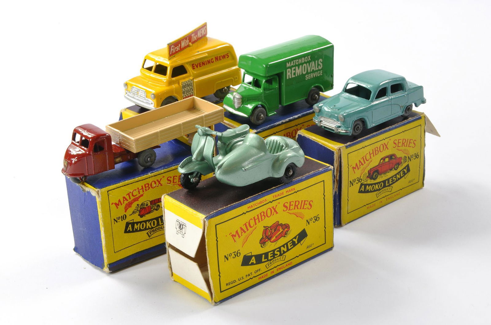 Group of 5 Matchbox Regular wheels comprising of numbers 10, 17, 36, 36 and 42. Conditions range (1 of 2)