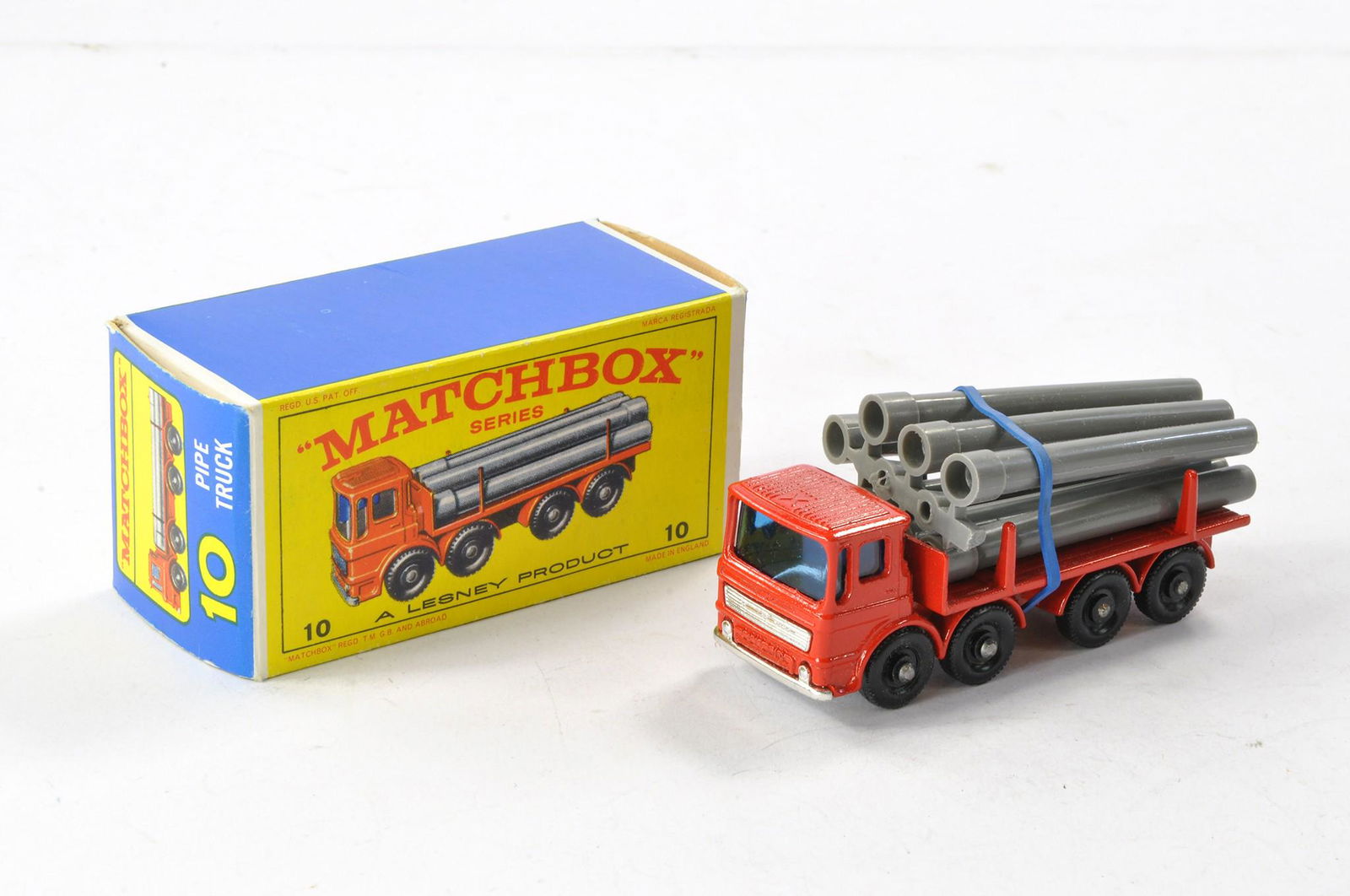 Matchbox Regular Wheels No. 10d Leyland Pipe Truck. Chrome Grill. Pipes still on sprue. Excellent (1 of 2)