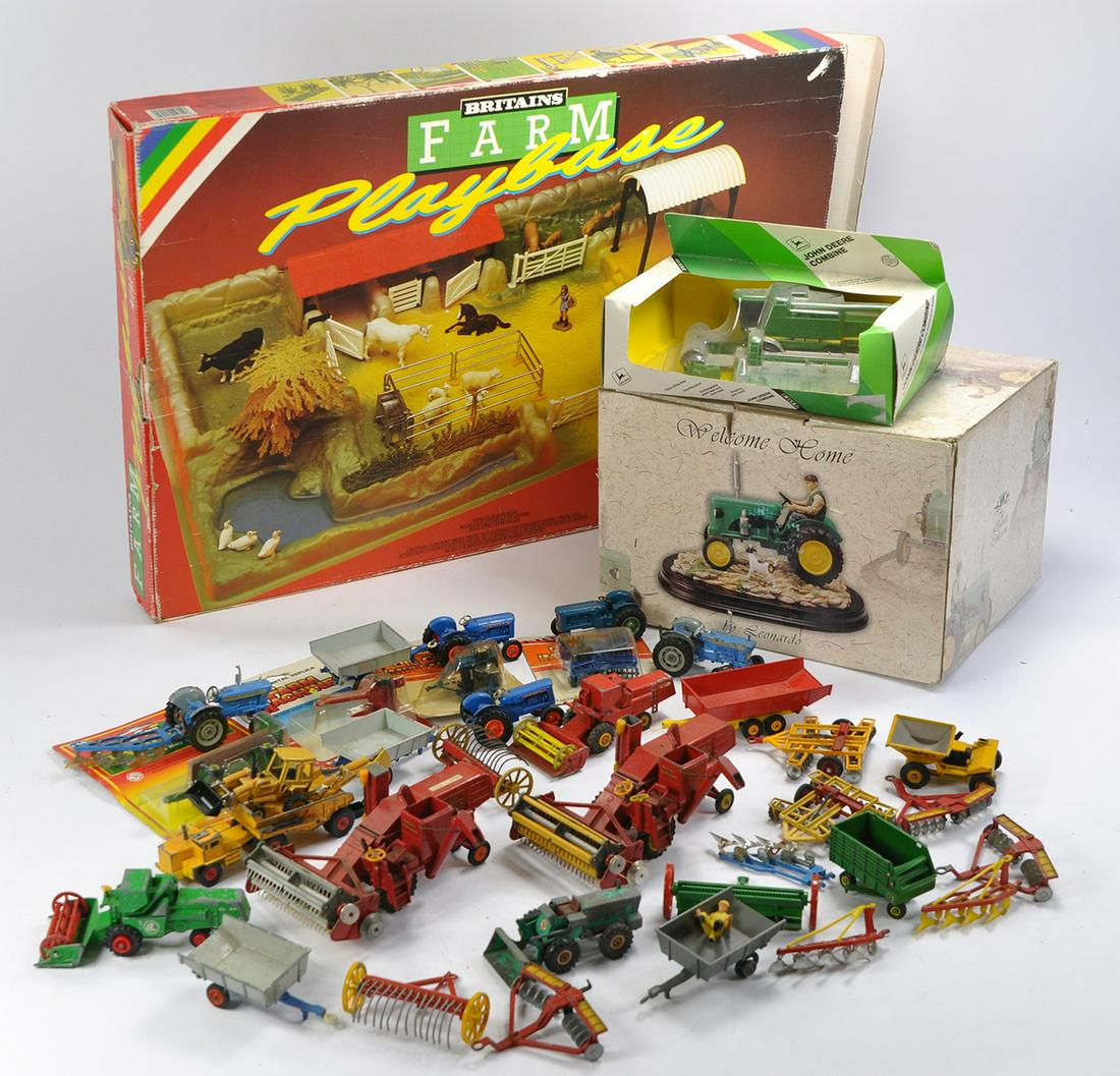 A group of vintage Corgi diecast farm issues including Massey Ferguson Combine, Ford 5000 and (1 of 4)