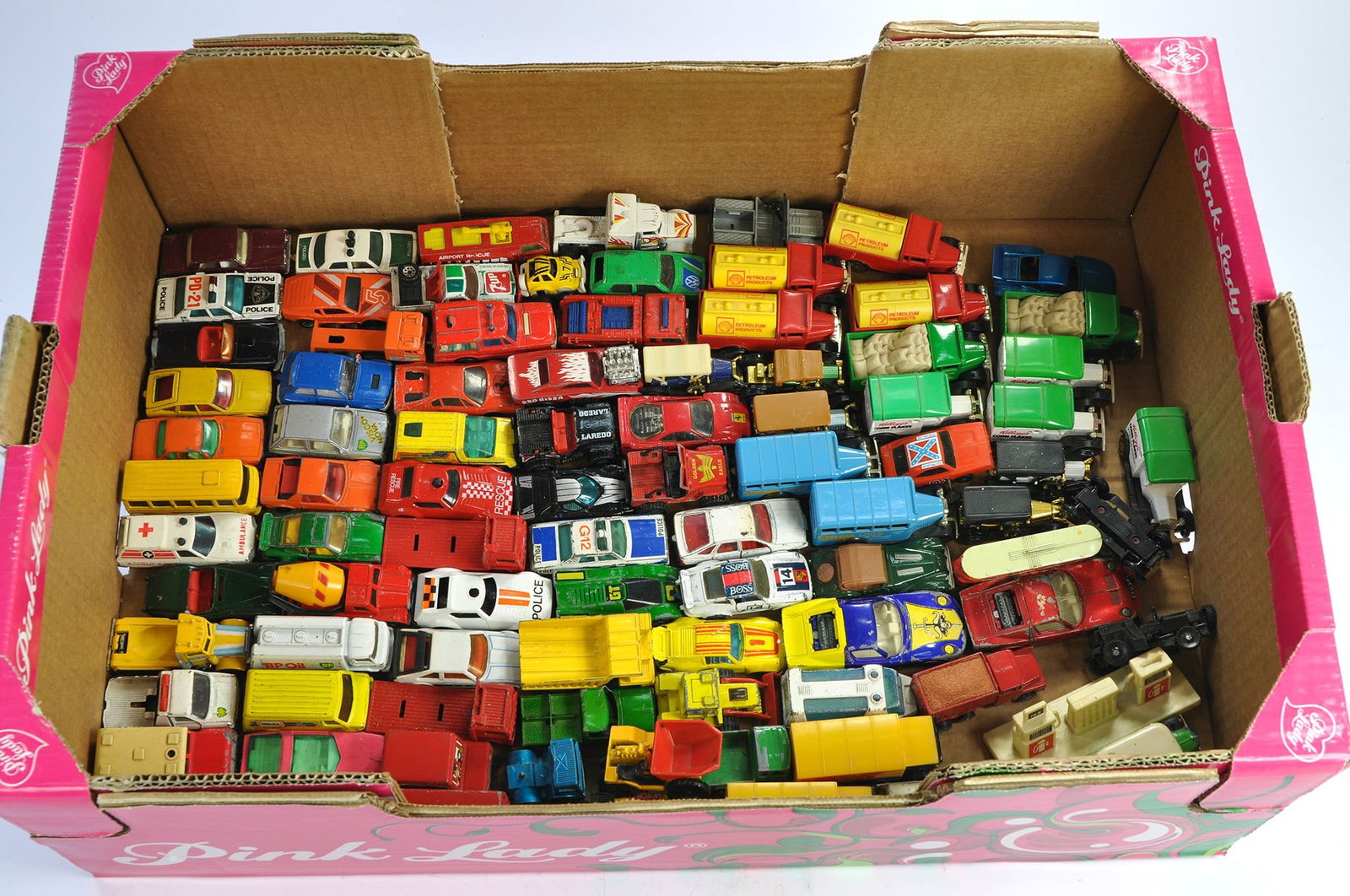 A large tray of mostly Matchbox Diecast issues. Various series as shown. Mostly with signs of (1 of 1)