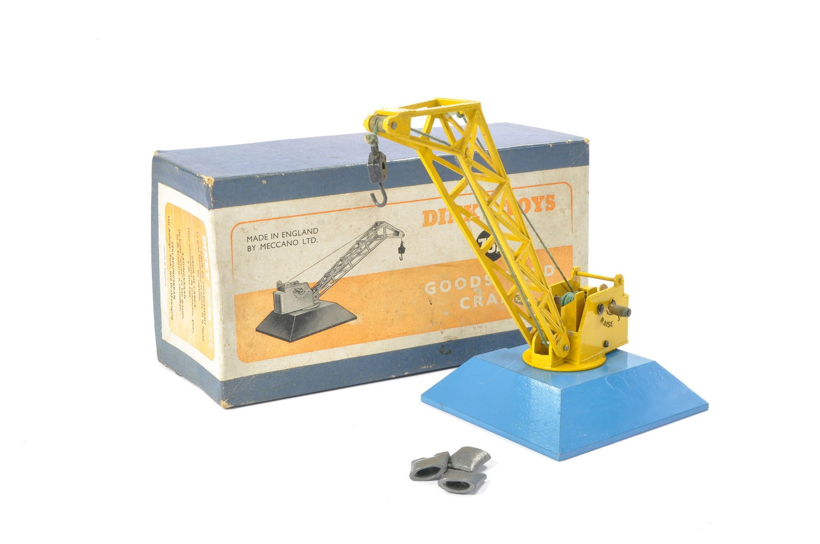 Dinky No. 752 Good Yard Crane. Generally excellent with very little sign of wear. In fair box. (1 of 1)