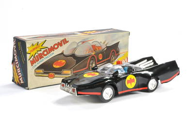 Chibi (Argentina) 1970's large scale issue of Batman's Batmobile. Toy is finished in black with