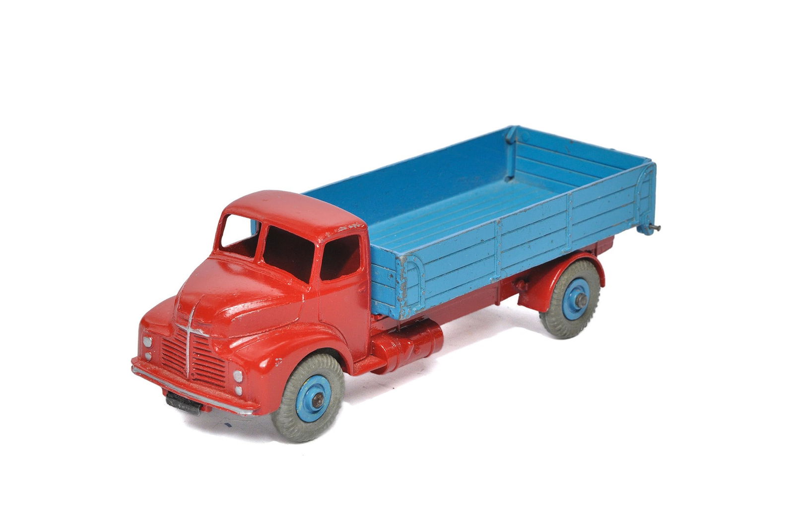 Dinky No. 532 Leyland Comet Wagon. Red and Blue with blue hubs. Generally very good minor signs of (1 of 1)