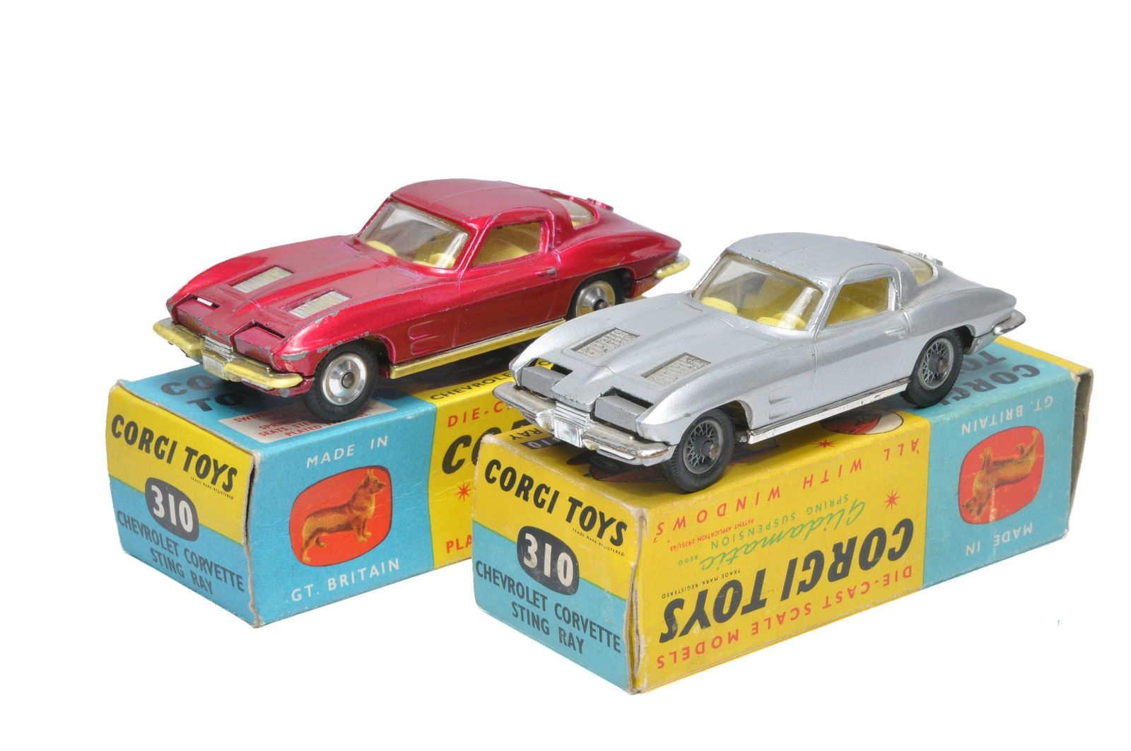 Corgi duo of No. 310 Chevrolet Corvette Stingray issues (Colour variations as shown). Both display (1 of 1)
