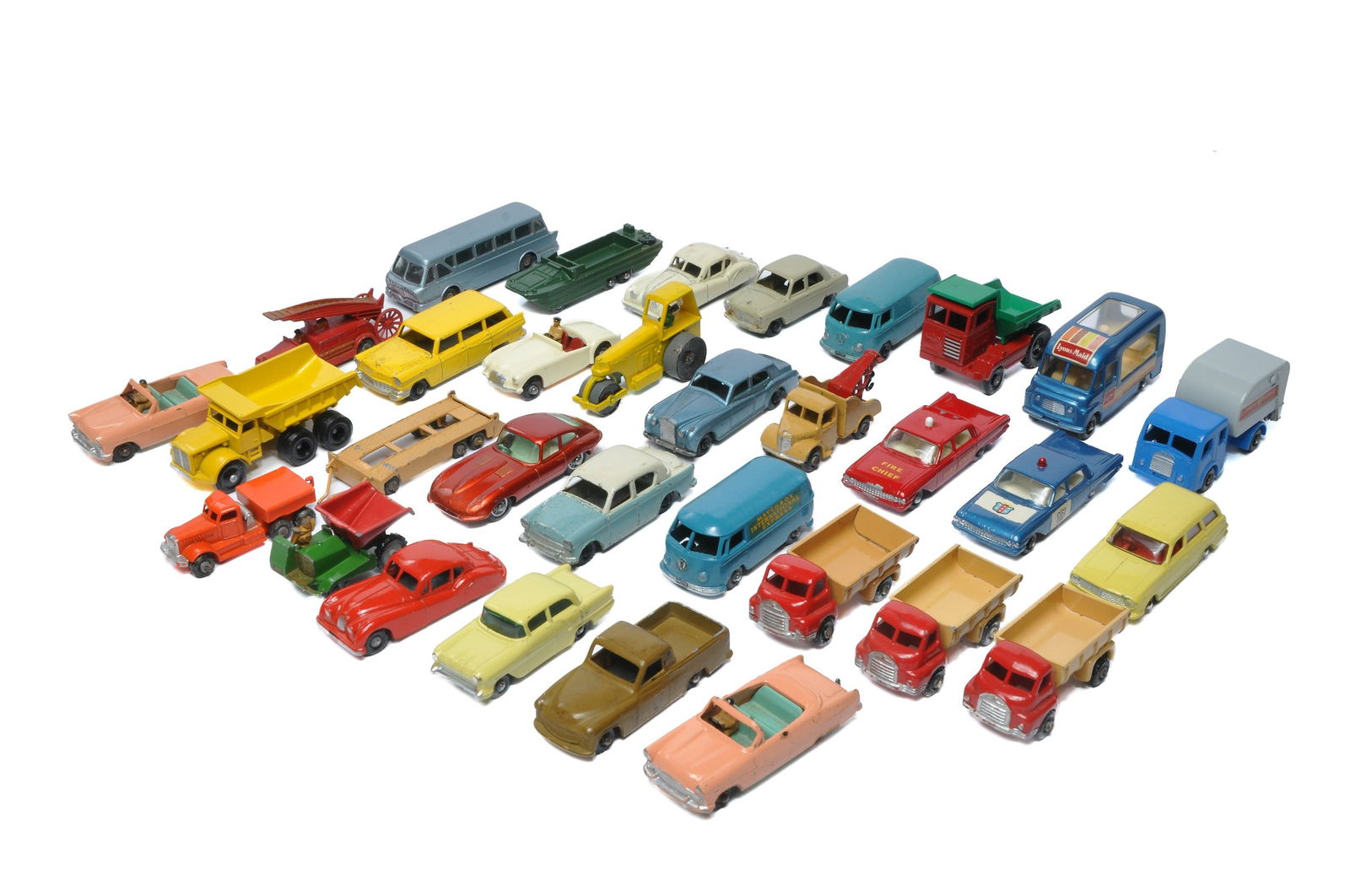 An interesting group of 32 loose Matchbox Regular Wheels. Mostly display excellent albeit large (1 of 3)