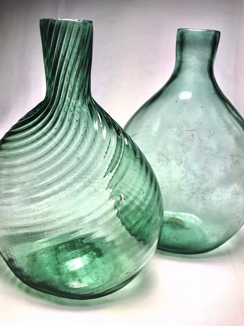 PAIR OF MIDWESTERN POCKET FLASKS (1 of 6)