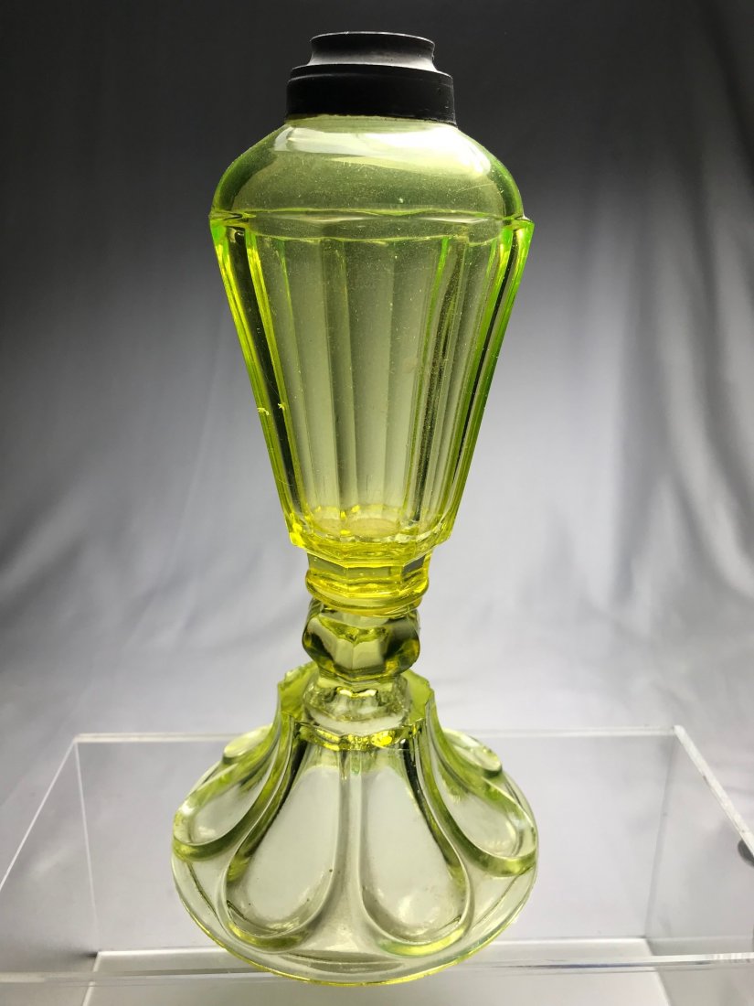 RARE SANDWICH PRESSED GLASS LAMP (1 of 4)