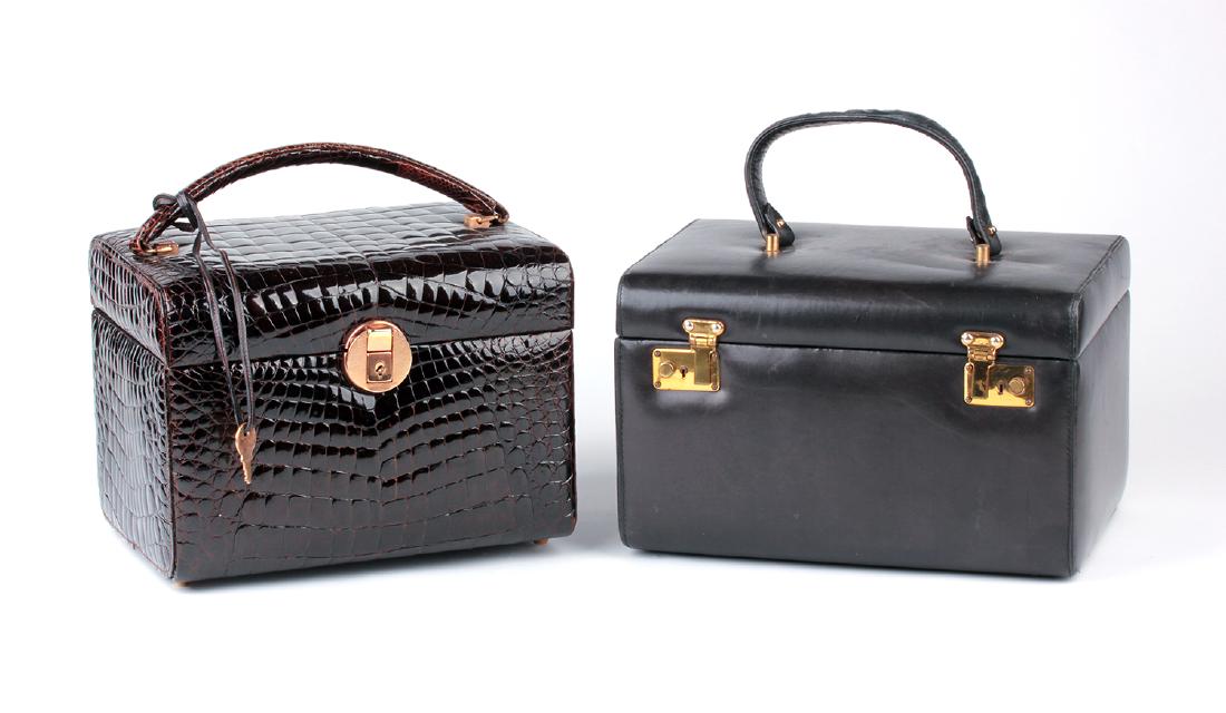 LOT OF TWO VINTAGE CROCODILE AND LEATHER TRAVEL BEAUTY (1 of 2)
